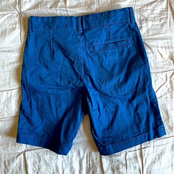 Old Navy Boys Shorts. Size 8 - Picture 2 of 4